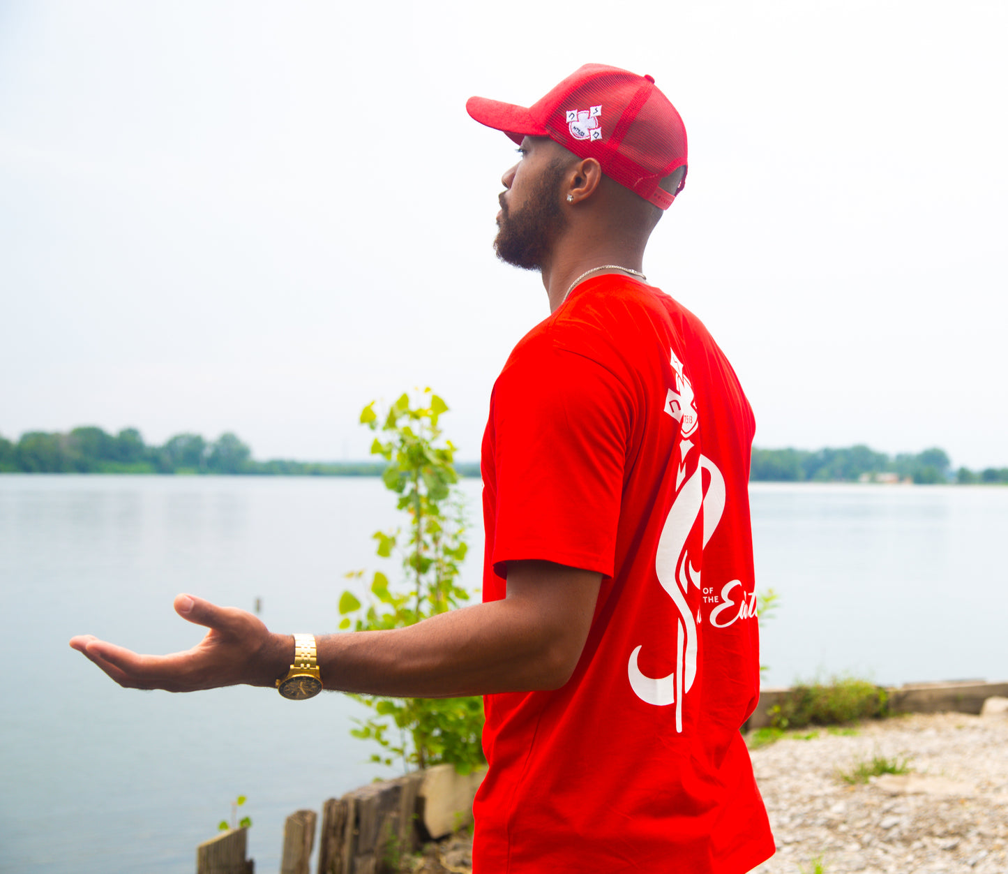 SHORT SLEEVE T-SHIRT