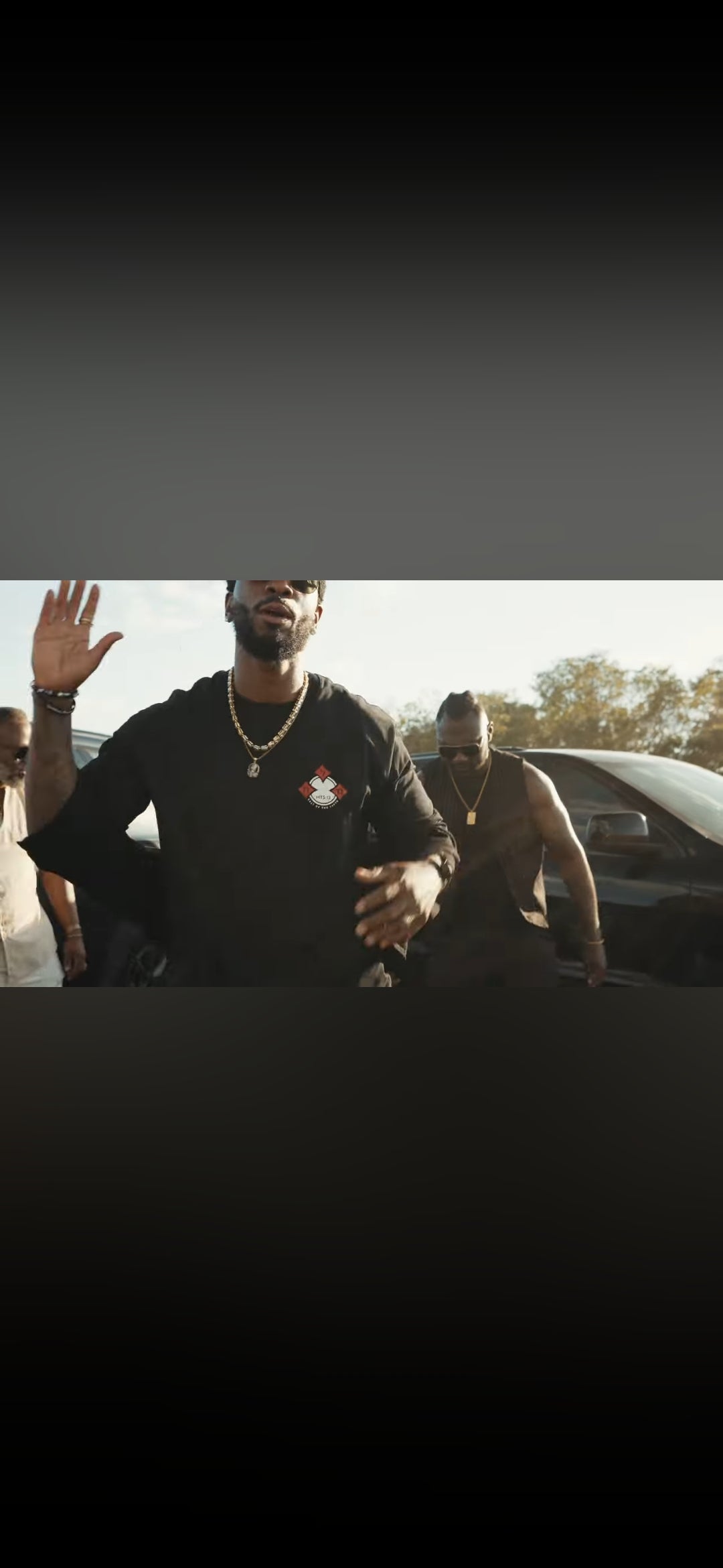 SHORT SLEEVE T-SHIRT